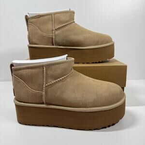 NIB UGG Women's Classic Ultra Mini Platform Size 9